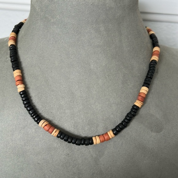 Other - Wooden Bead Necklace